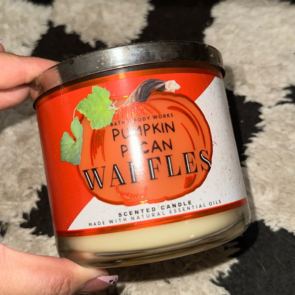 Bath and Body Works 3 Wicked Candle